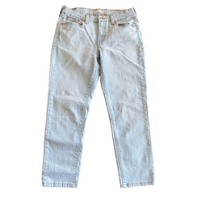 Levi’s Lightwash Denim Boyfriend Ankle Jeans